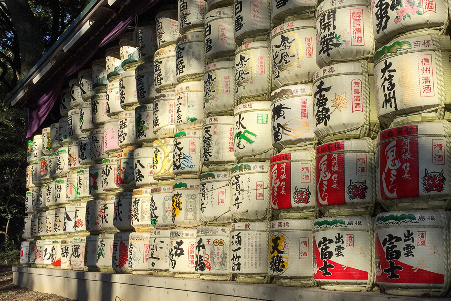 Neatly arranged sake barrels along the way to Meiji Jingu Shrine